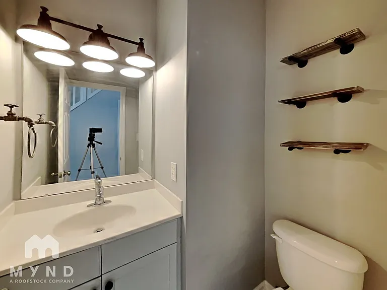 5821 Wynmore Rd — Photo 24