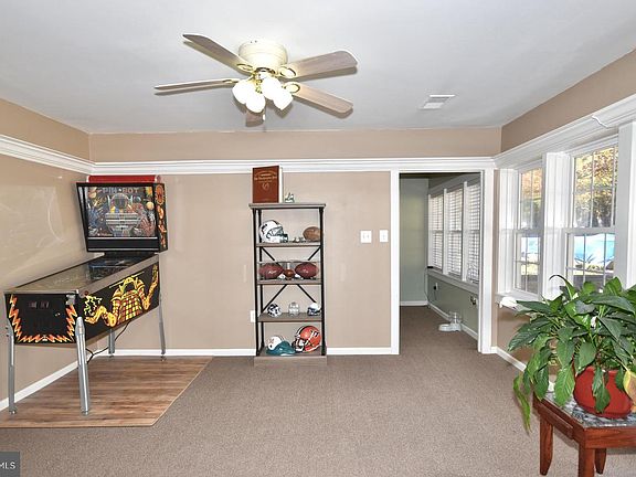 4th image of 14016 Fitzwater Dr