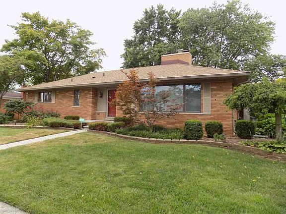 2nd image of 25365 Campbell Ave