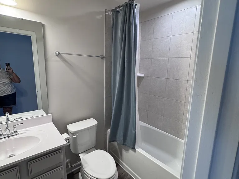 112 Stegg St — Photo 13