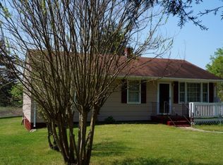 251 Bonbrook Rd, Cumberland, VA 23040