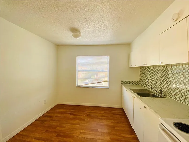 696 Michigan Ave #1-3 — Photo 12