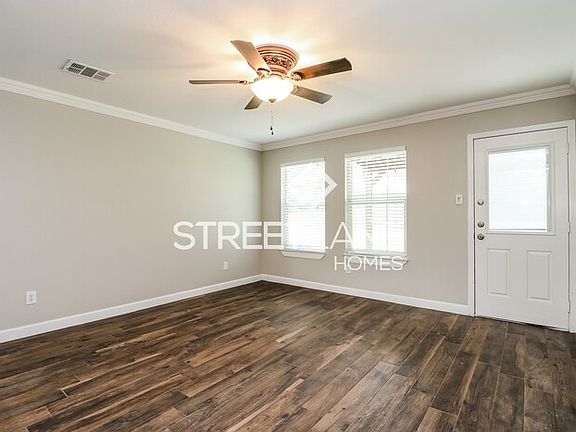 3rd image of 1121 SE 2nd St