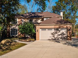 34790 Timberview Dr, Avon, OH 44011