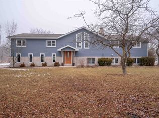 350 W Chip Rd, Auburn, MI 48611
