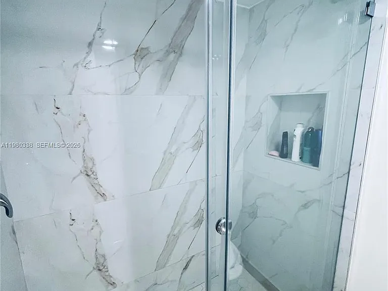 11111 Biscayne Blvd #4E — Photo 16