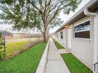 5040 Mallow St APT A, Houston, TX 77033