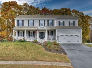 36 Anne C Holst Ct, Warwick, RI 02886