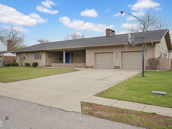 3rd image of 3805 Lakeside Dr