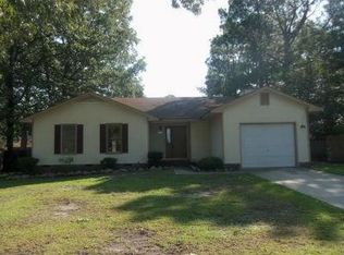 7316 Pebblebrook Dr, Fayetteville, NC 28314