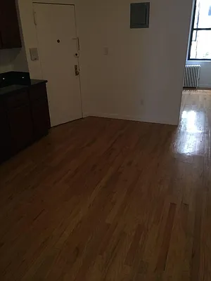 Rented by Keller Williams NYC | media 23