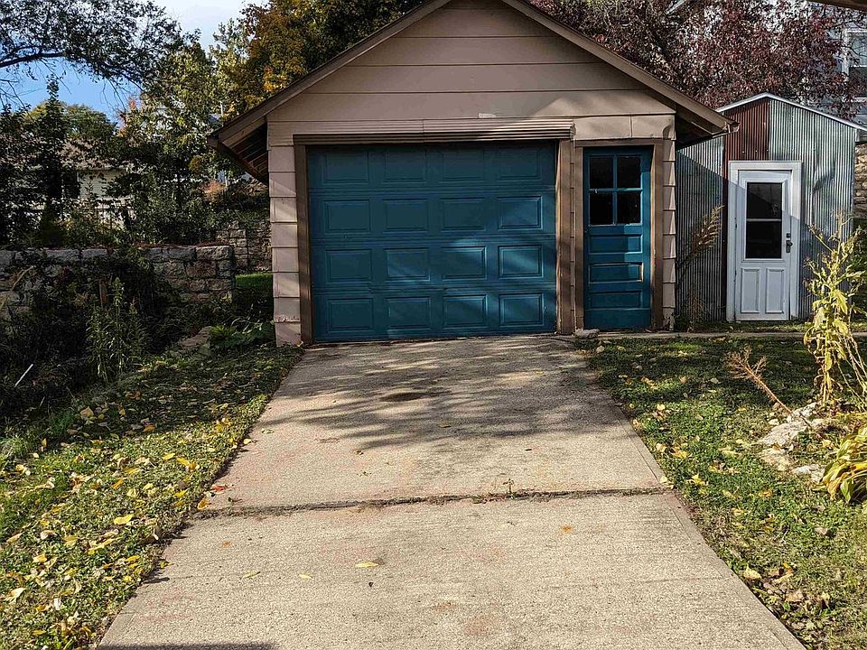 305 East Bridge Street, Elkader, IA 52043 MLS 1966917 Zillow