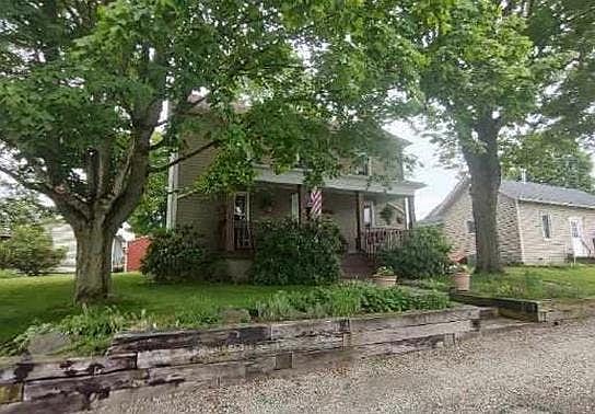 1st image of 211 W Grant St
