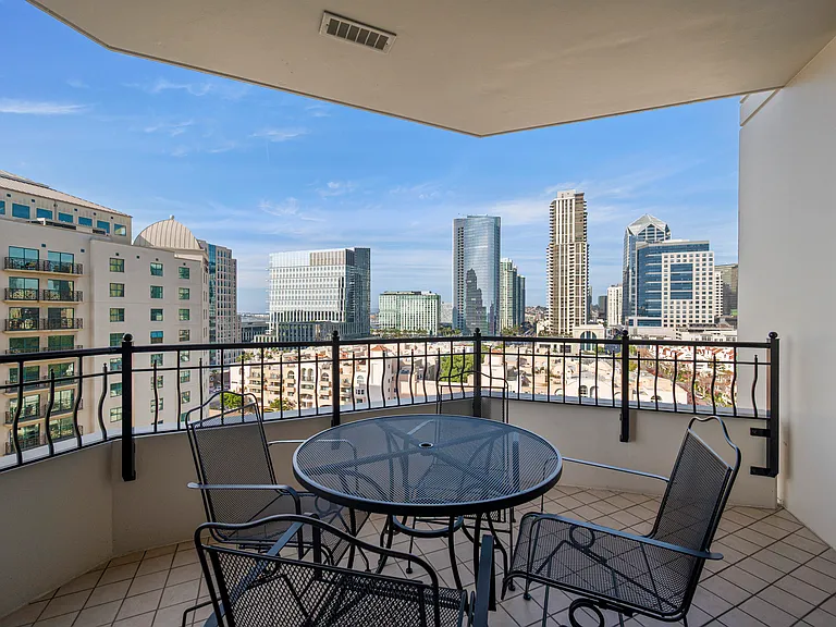 700 W Harbor Dr W #1204 — Photo 45
