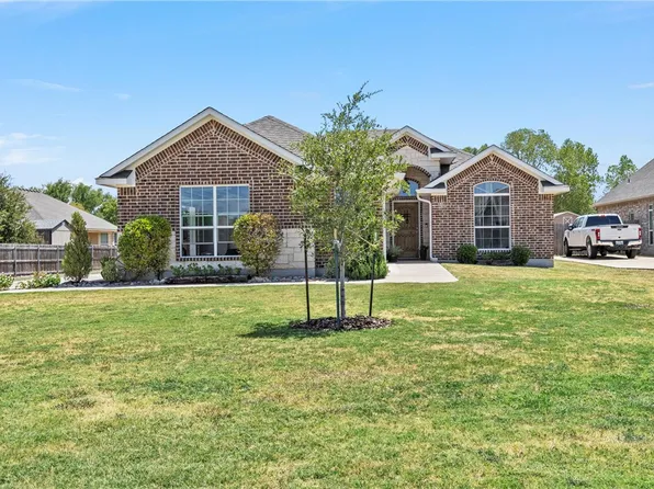 214 E Jade Dr, Hewitt, TX 76643