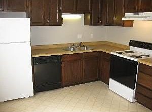 2nd image of 5903 40th St