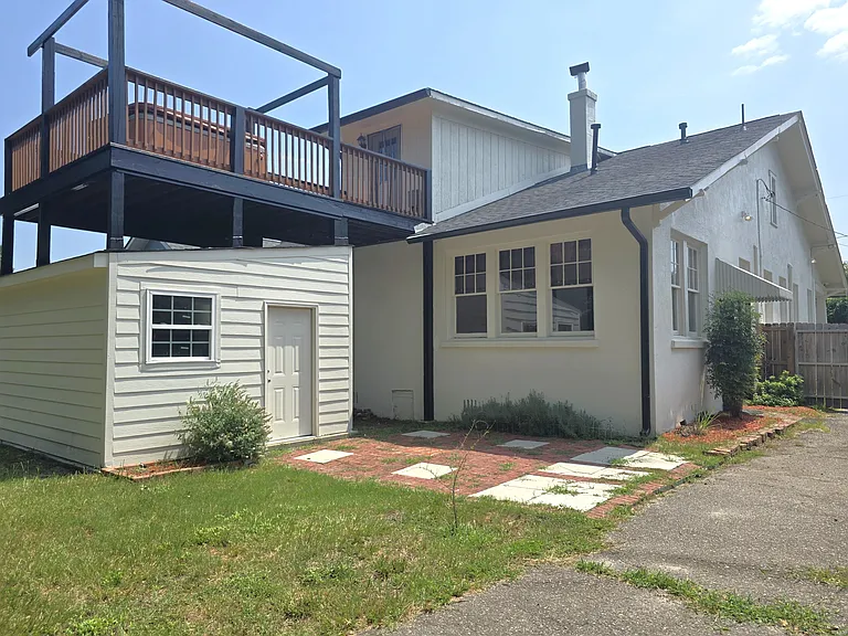 1429 Stovall St — Photo 38