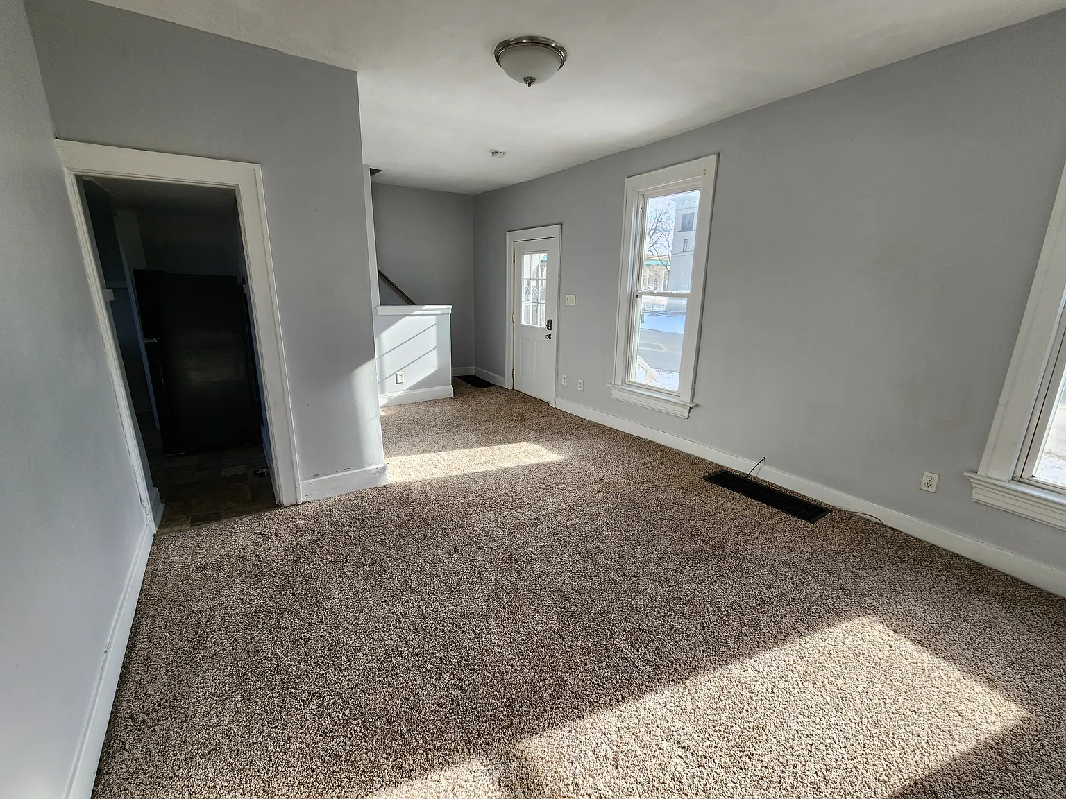 2 bed, 825 sqft, $800 — Photo 1