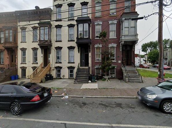 396 Clinton Ave #BASEMENT, Albany, NY 12206