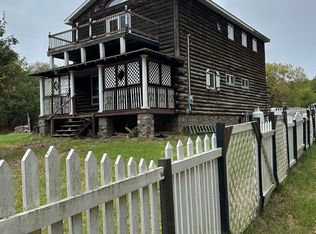 120 W Townhall Rd, Iron River, MI 49935