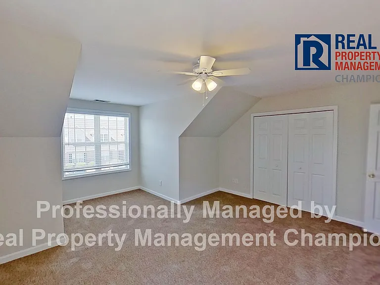 4804 S College Rd #28 — Photo 18