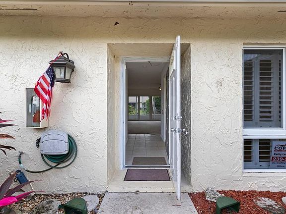4th image of 103 Glades Blvd APT 2