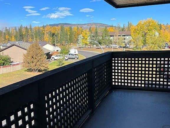 2nd image of 195 Chamberlain Cres Unit 311