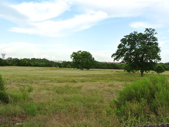 4th image of 1606 Harvest Bend Ln