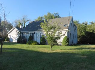 715 New Texas Rd, Pittsburgh, PA 15239