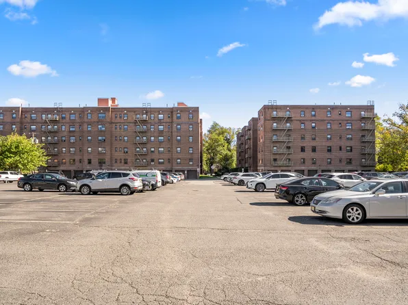 2337 Hudson Terrace image 20 of 23