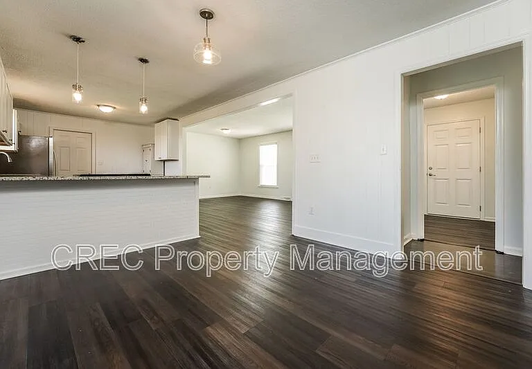 7744 Allwood Ave — Photo 15