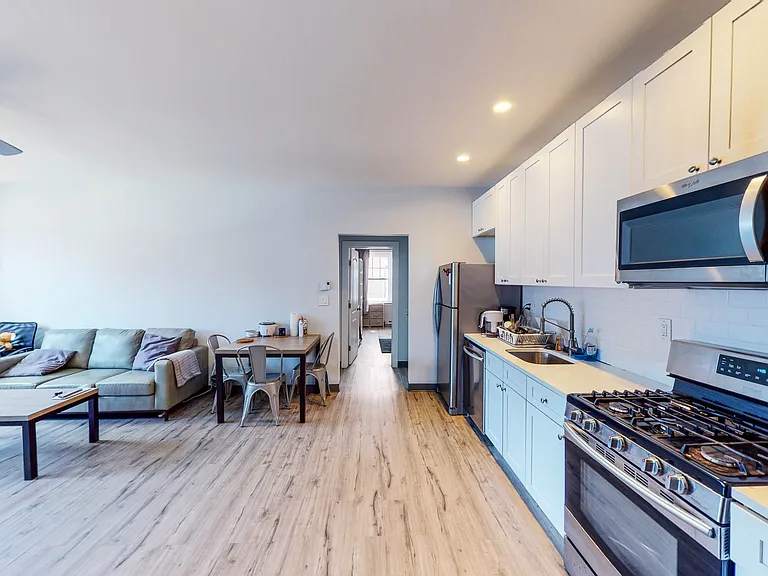245 Whitney Ave #3A — Photo 5