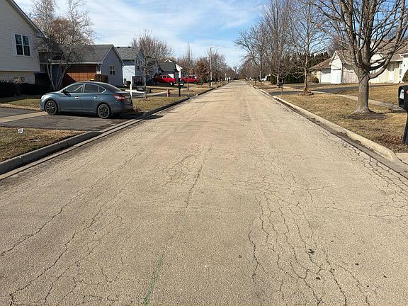 5th image of 1203 Willow Ln