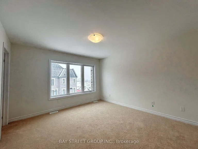 1130 Thompson Dr S — Photo 11