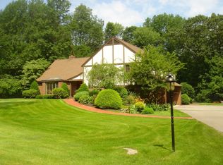 3 Combs Way, Chelmsford, MA 01824