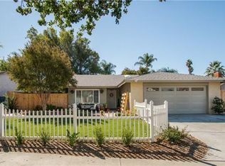 2832 Litchfield Dr, Riverside, CA 92503