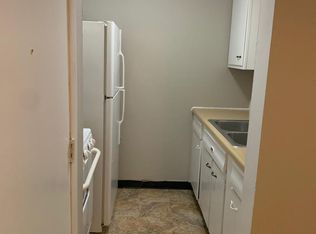 1489 Meyer St APT 2, Elgin, IL 60123