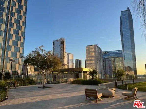 889 Francisco St Unit 710, Los Angeles, CA 90017