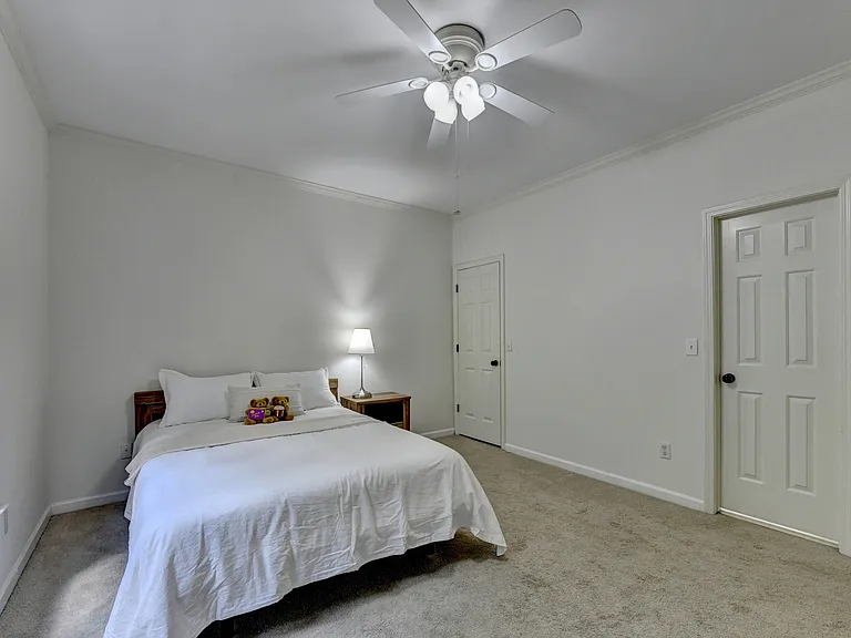 2051 Crown Vetch Ln — Photo 34