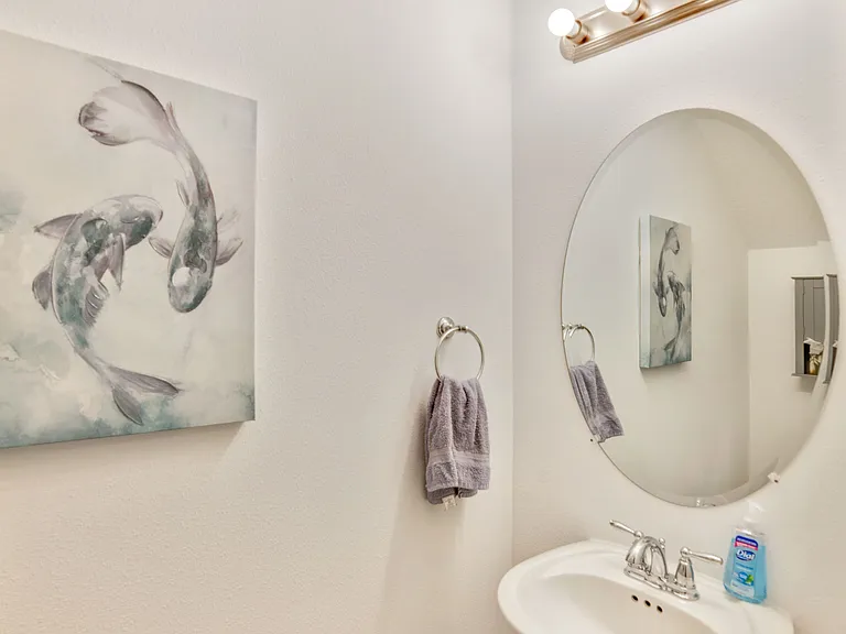 6362 Fairmont Ln — Photo 5