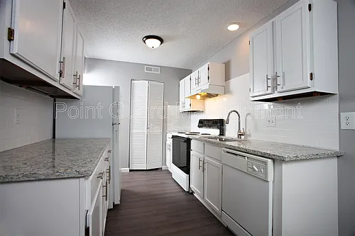 1717 N Vassar Ave Photo 1
