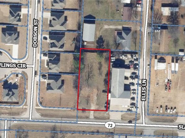892 Slack St, Pea Ridge, AR 72751