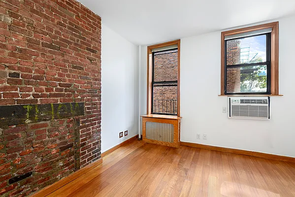 Rented by Brown Harris Stevens | media 33