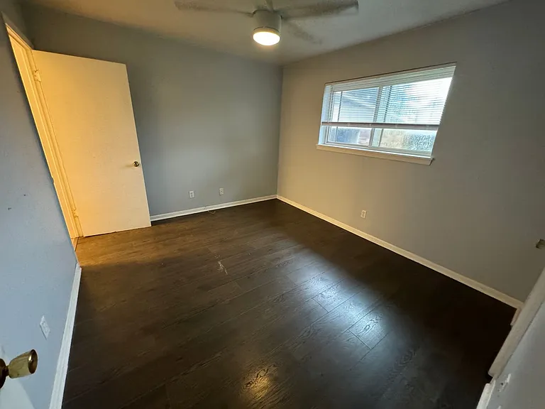 3002 Hazel Cir — Photo 7