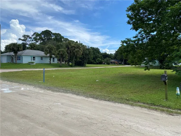 1206 17th Ave SW, Vero Beach, FL 32962