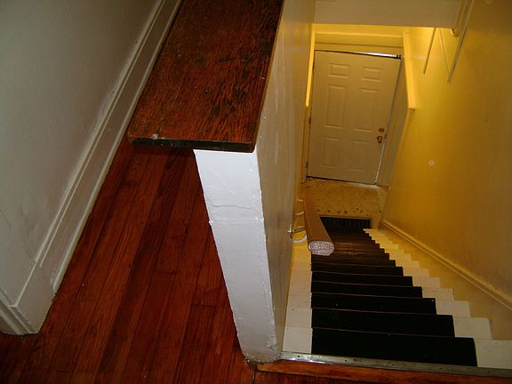 2nd floor landing