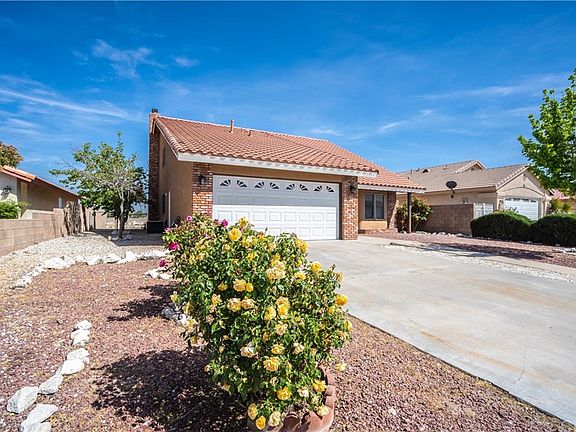 3rd image of 12905 Riverview Dr