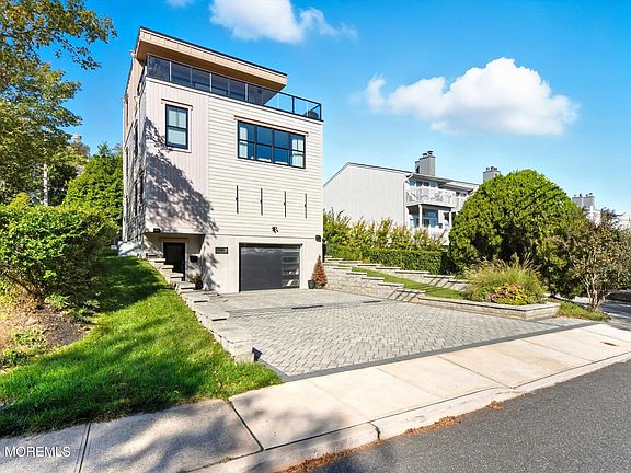 3rd image of 25 Portland Road