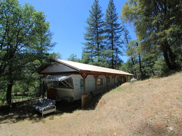 15131 Honey Hollow Rd, Grass Valley, CA 95945
