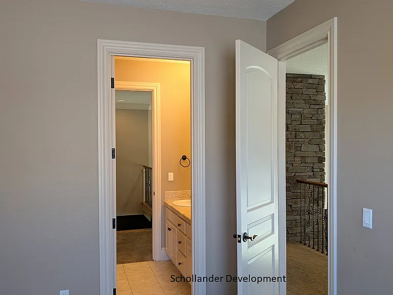 622 Oak Meadow Dr — Photo 22